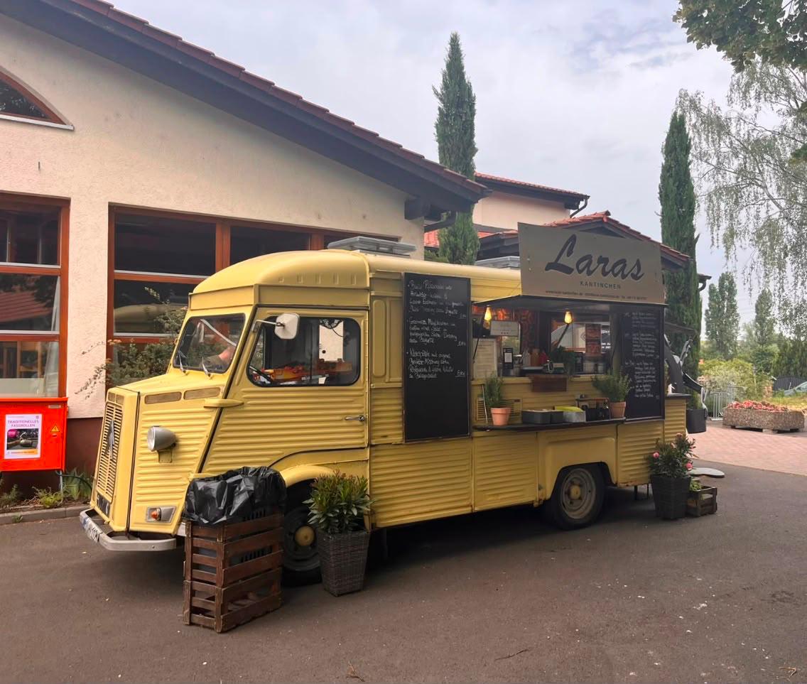 Truck tagsüber